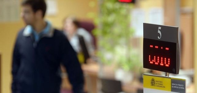 Imagen de archivo de una oficina pública de empleo | EFE