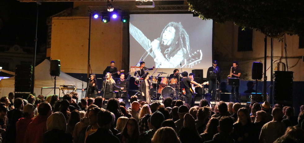 Público del Reggae Can Festival de Playa de Mogán