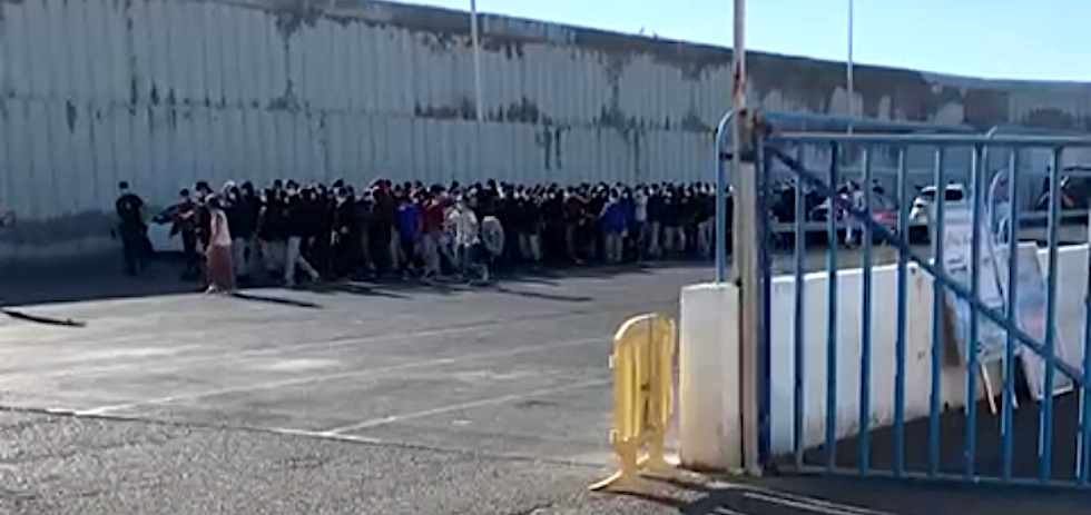 Migrantes liberados. MASPALOMAS AHORA