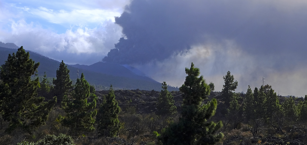 Paisaje actual de la zona de erupci&oacute;n. ACFI PRESS