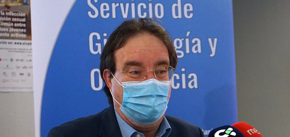 Am&oacute;s Garc&iacute;a Rojas, presidente de la Asociaci&oacute;n Espa&ntilde;ola de Vacunolog&iacute;a y jefe de Epidemiolog&iacute;a del Servicio Canario de Salud. ACFI PRESS