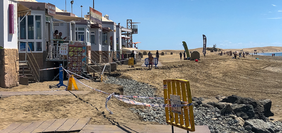 Imagen de archivo de la pasarela frente al Oasis en la playa de Maspalomas | MASPALOMAS AHORA