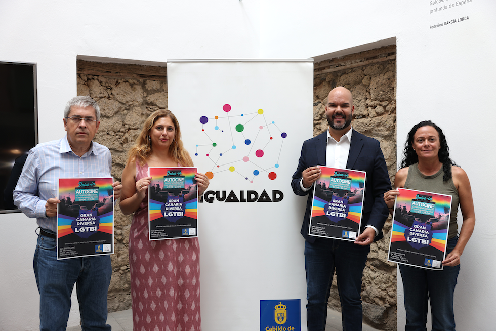 De izq a dcha: Marco Aurelio Pérez, Isabel Mena, y Adolfo Martín