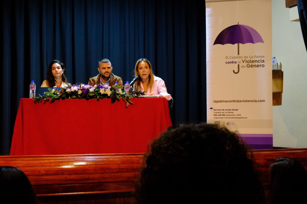 La infancia, víctima invisible de la violencia de género
