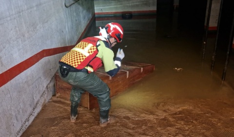 Labor de los bomberos de San Bartolomé de Tirajana en Valencia