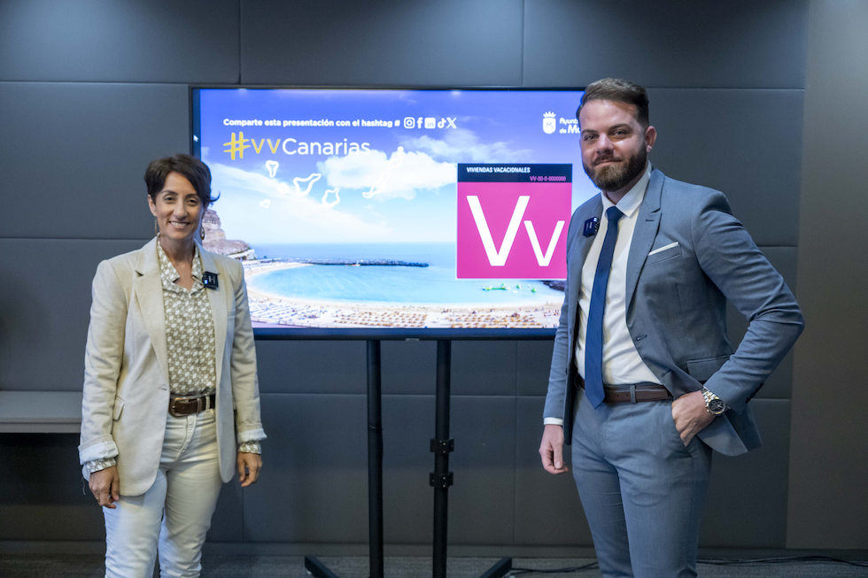 Onalia Bueno insta a los propietarios VV a ignorar las indicaciones de la consejera de Turismo