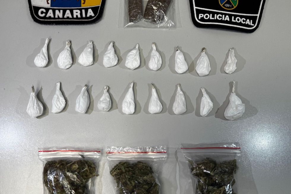 Detenido con marihuana, hachís y cocaína en un coche de alquiler