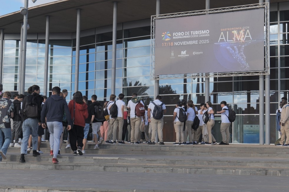 Publico asistente al Foro. Maspalomas Ahora