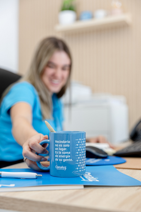 Con valores basados en la confianza, la transparencia y el compromiso con el ahorro, Canaluz se proyecta así como un referente sólido y confiable en el mercado eléctrico canario, preparado para afrontar los retos energéticos de