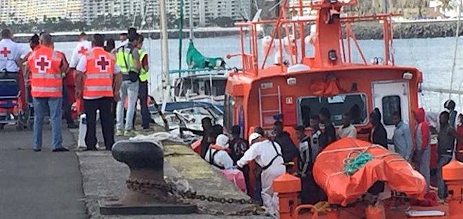 Llegada de migrantes al Puerto de Arguinegu&iacute;n. ARCHIVO