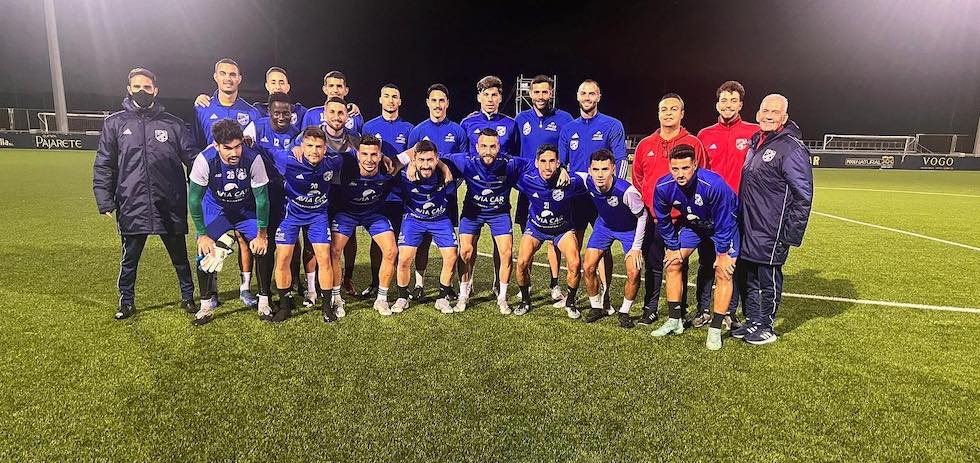 La UD San Fernando en el Estadio Municipal de Chapín. Imagen: Facbook UD San Fernando.