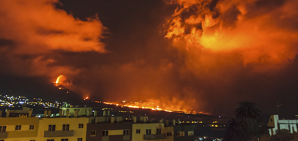 Vistas al volc&aacute;n. ACFI PRESS