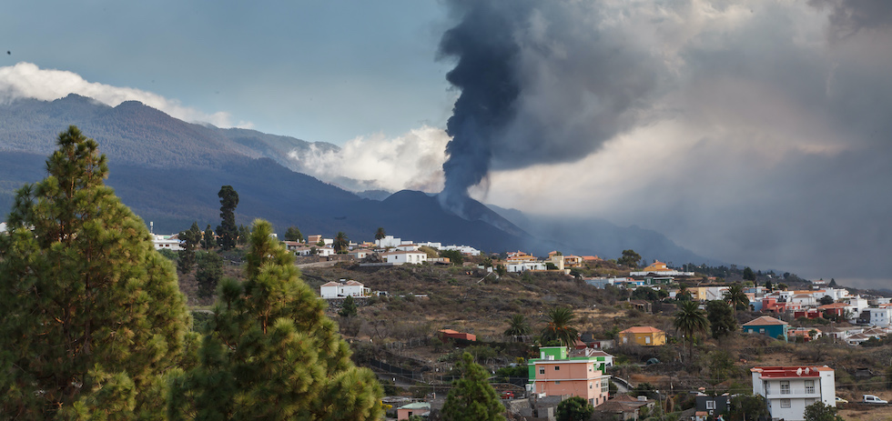 Erupci&oacute;n volc&aacute;nica. ACFI PRESS
