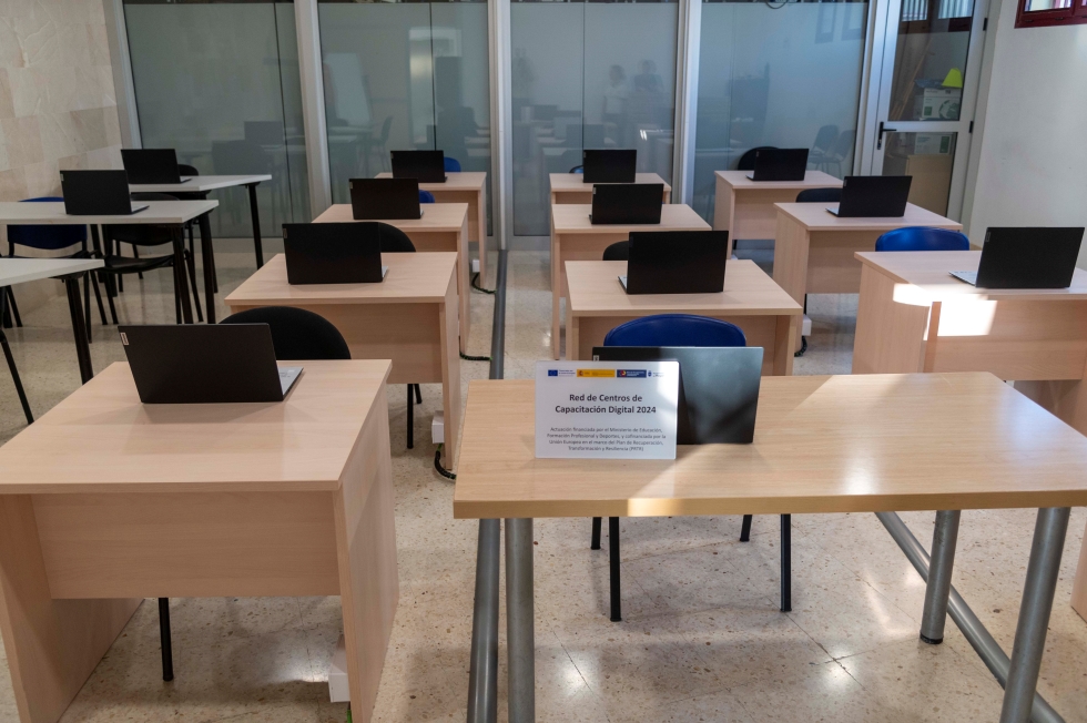 Ordenadores adquiridos para los cursos de capacitación digital