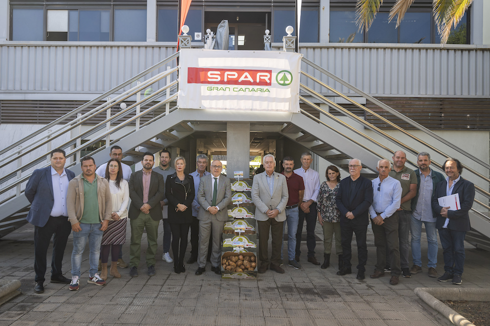 Firmantes y agricultores