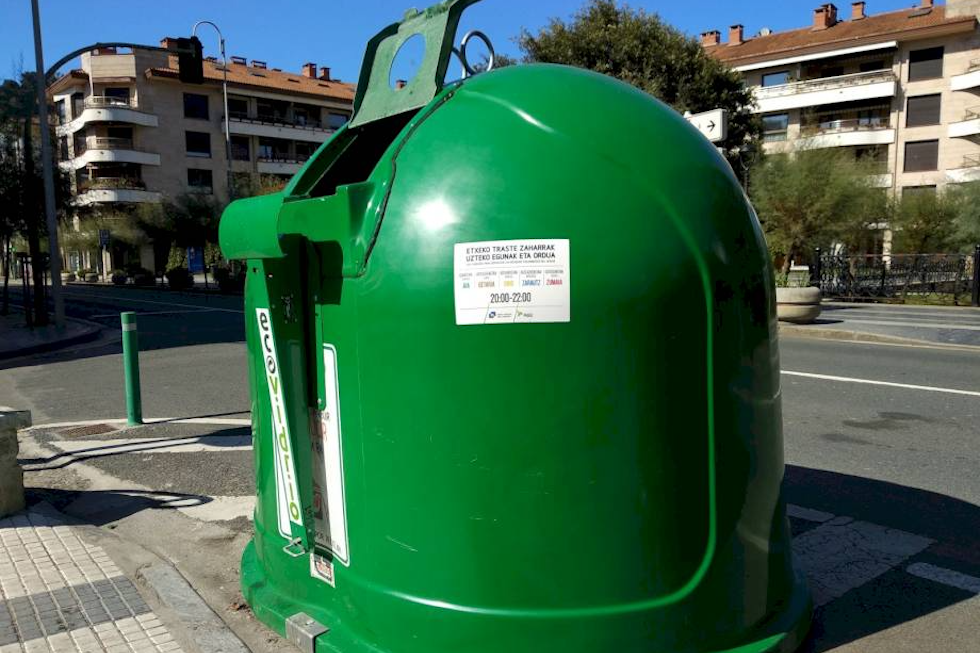 Limpieza refuerza el reciclaje de envases de vidrio en hosteler&iacute;a | Maspalomas Ahora