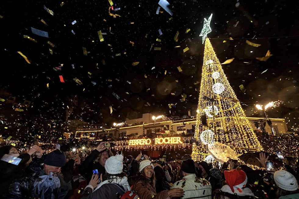 Encendido de Ferrero Rocher en Tejeda | Maspalomas Ahora