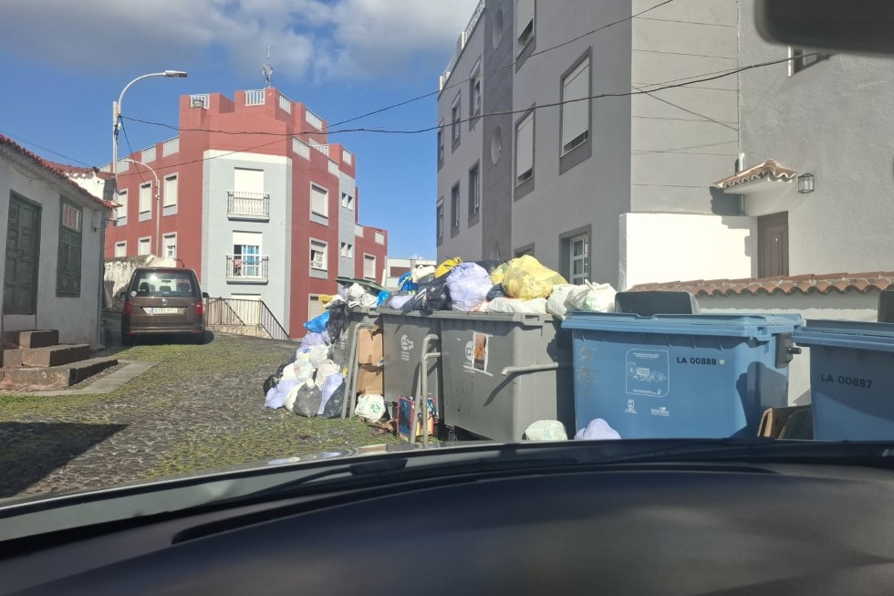 Santa Cruz de La Palma exige soluciones ante las deficiencias en la recogida de residuos